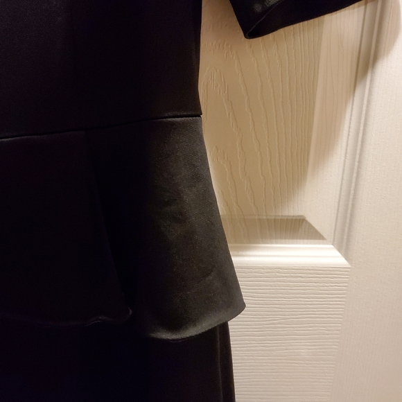 Ted Baker black cutout, ruffle dress - Picture 4 of 4